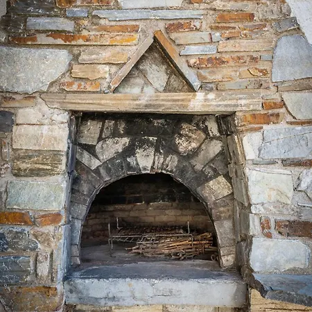 Evia Escape Vathirrevma