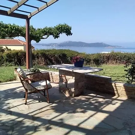 Nyaraló Evia Escape
